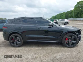 2022 Jaguar F-Pace SVR z VIN SADCZ2EE0NA702862, wystawiony jako IAAI lot #42129192 z przebiegiem 20 580 mil mil oraz . Historia ofert i sprzedaży dostępna na DreamBid. Obrazek 14.