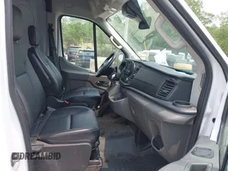 2024 Ford Transit Cargo with VIN 1FTBR2C82RKA72122, listed as a IAAI auction lot 42432209 with 26,806 mi miles and . Bid and sale history available at DreamBid. Image 5.