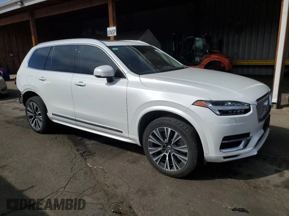 2021 Volvo XC90 Inscription Expression with VIN YV4BR00KXM1711511, listed as a Copart auction lot 49067605 with 29,422 mi miles and Salvage Title. Bid and sale history available at carsss.com. Image 4.