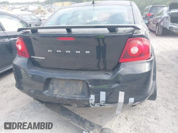 2014 Dodge Avenger SE z VIN 1C3CDZAG9EN104275, wystawiony jako IAAI lot #42311309 z przebiegiem 245 938 mil mil oraz . Historia ofert i sprzedaży dostępna na DreamBid. Obrazek 6.