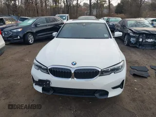 2022 BMW 3 Series 330i xDrive with VIN 3MW5R7J07N8C22774, listed as a IAAI auction lot 41649369 with 22,956 mi miles. Bid and sale history available at carsss.com. Image 12.