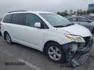 2012 Toyota Sienna LE AAS с VIN 5TDKK3DC1CS209063, выставлен на аукционе IAAI как лот 42398184 с пробегом 166 099 миль миль и . История ставок и продаж доступна на DreamBid. Изображение 1.