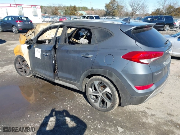 2017 Hyundai Tucson Value with VIN KM8J33A29HU470606, listed as a IAAI auction lot 41575284 with 1 mi miles. Bid and sale history available at carsss.com. Image 3.
