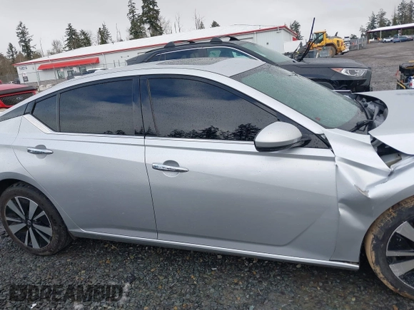 2019 Nissan Altima 2.5 SL with VIN 1N4BL4EV4KC196673, listed as a IAAI auction lot 41480266 with 89,242 mi miles. Bid and sale history available at carsss.com. Image 14.