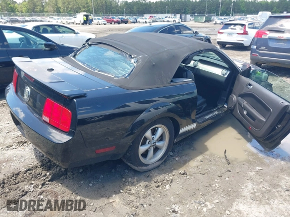 2007 Ford Mustang Deluxe with VIN 1ZVFT84N875349097, listed as a IAAI auction lot 42228909 with 131,351 mi miles and . Bid and sale history available at DreamBid. Image 4.
