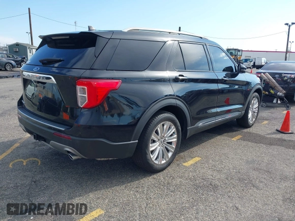 2023 Ford Explorer Limited with VIN 1FMSK7FH5PGA76352, listed as a IAAI auction lot 41752623 with 17,237 mi miles. Bid and sale history available at carsss.com. Image 4.