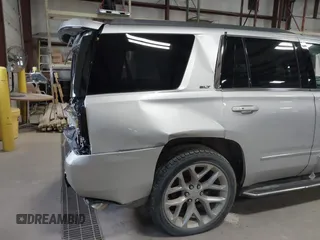 2020 GMC Yukon SLT z VIN 1GKS2BKC2LR181323, wystawiony jako IAAI lot #42031509 z przebiegiem 30 339 mil mil oraz . Historia ofert i sprzedaży dostępna na DreamBid. Obrazek 20.