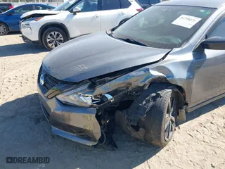 2018 Nissan Altima 2.5 S with VIN 1N4AL3AP9JC263134, listed as a IAAI auction lot 41790231 with 97,721 mi miles. Bid and sale history available at carsss.com. Image 6.