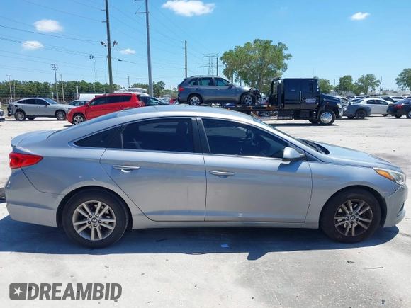 2017 Hyundai Sonata 2.4L with VIN 5NPE24AF2HH487503, listed as a IAAI auction lot 42029788 with 165,280 mi miles and . Bid and sale history available at carsss.com. Image 14.