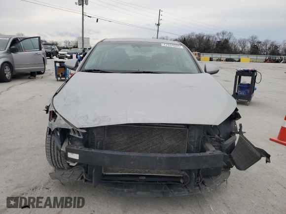 2020 Hyundai Elantra SEL z VIN 5NPD84LFXLH576106, wystawiony jako Copart lot #47834685 z przebiegiem 117 999 mil mil oraz Szkoda całkowita • Salvage title. Historia ofert i sprzedaży dostępna na DreamBid. Obrazek 5.