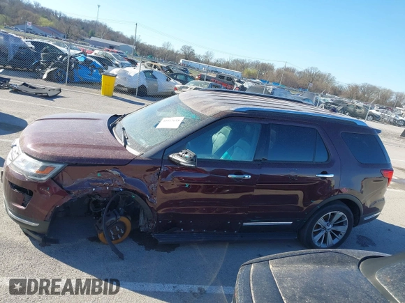 2018 Ford Explorer Limited с VIN 1FM5K8FHXJGC29155, выставлен на аукционе IAAI как лот 41813618 с пробегом 162 569 миль миль и . История ставок и продаж доступна на DreamBid. Изображение 14.