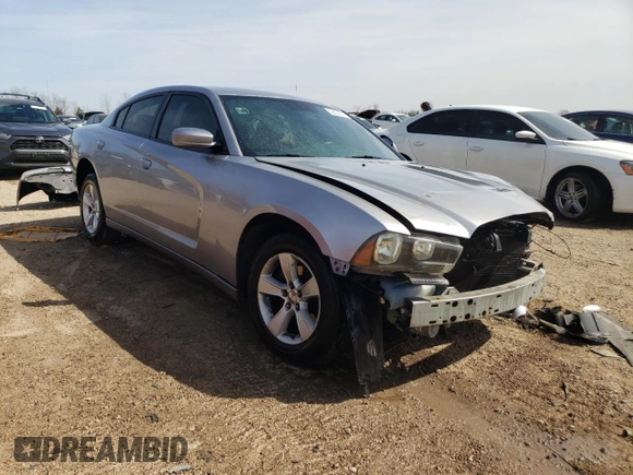 2013 Dodge Charger SE z VIN 2C3CDXBG4DH689616, wystawiony jako Copart lot #52802325 z przebiegiem 91 471 mil mil oraz Szkoda całkowita • Salvage title. Historia ofert i sprzedaży dostępna na DreamBid. Obrazek 4.