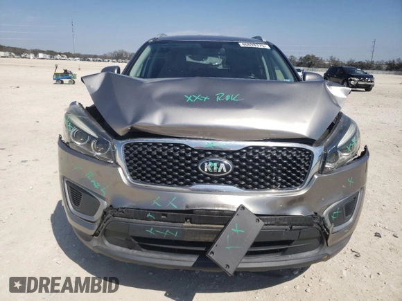 2017 Kia Sorento LX with VIN 5XYPGDA3XHG277867, listed as a Copart auction lot 46898375 with 94,210 mi miles and Salvage Title. Bid and sale history available at DreamBid. Image 5.