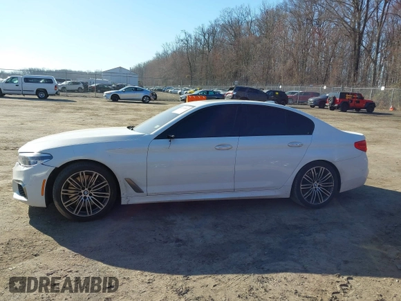 2018 BMW 5 Series M550i xDrive with VIN WBAJB9C53JB036097, listed as a IAAI auction lot 41743031 with 70,164 mi miles and . Bid and sale history available at carsss.com. Image 15.
