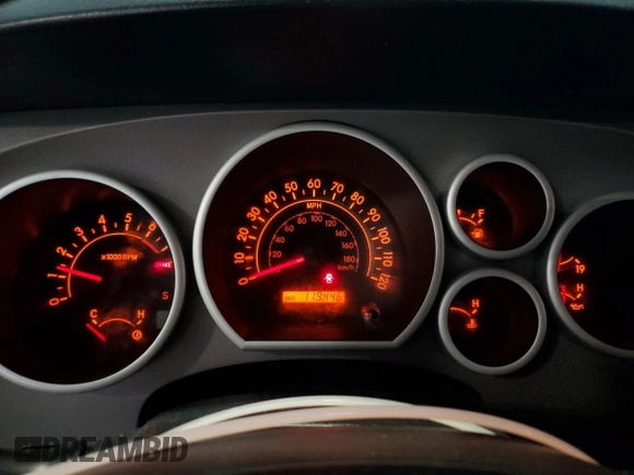 2013 Toyota Tundra z VIN 5TFDW5F13DX281916, wystawiony jako Copart lot #55177945 z przebiegiem 119 446 mil mil oraz Szkoda całkowita • Salvage title. Historia ofert i sprzedaży dostępna na DreamBid. Obrazek 9.