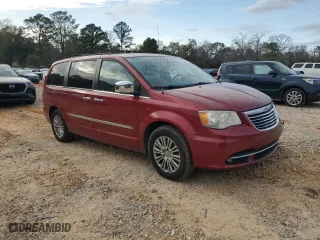 2013 Chrysler Town & Country Touring-L with VIN 2C4RC1CG1DR809502, listed as a Copart auction lot 47882905 with 192,551 mi miles and Salvage Title. Bid and sale history available at carsss.com. Image 4.
