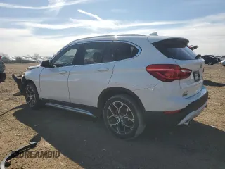 2021 BMW X1 xDrive28i z VIN WBXJG9C02M5S18999, wystawiony jako Copart lot #50194425 z przebiegiem 62 355 mil mil oraz Szkoda całkowita • Salvage title. Historia ofert i sprzedaży dostępna na DreamBid. Obrazek 2.