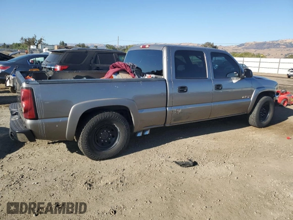 2007 GMC Sierra 1500HD SLE z VIN 1GTGC13U07F102660, wystawiony jako Copart lot #74766114 z przebiegiem Nie podano mil oraz Szkody całkowita. Historia ofert i sprzedaży dostępna na DreamBid. Obrazek 3.