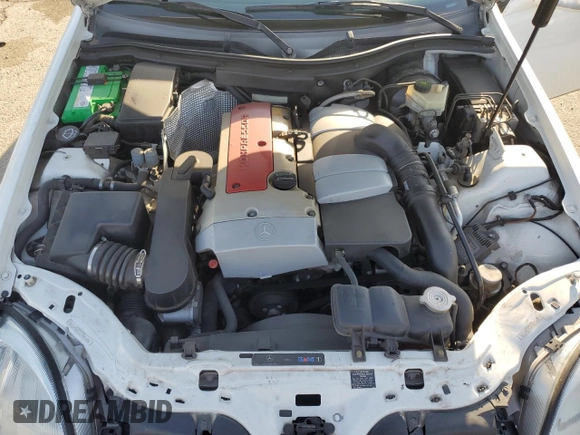 2002 Mercedes-Benz SLK-Class 2.3L Kompressor with VIN WDBKK49F62F257017, listed as a Copart auction lot 73859374 with 125,733 mi miles and Salvage Title. Bid and sale history available at carsss.com. Image 13.
