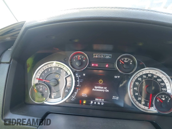 2016 Ram 1500 Sport z VIN 1C6RR7MT9GS151662, wystawiony jako IAAI lot #41824580 z przebiegiem 200 122 mil mil oraz . Historia ofert i sprzedaży dostępna na DreamBid. Obrazek 7.