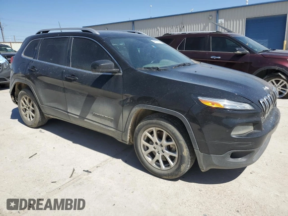 2017 Jeep Cherokee Latitude z VIN 1C4PJLCSXHW653163, wystawiony jako Copart lot #49277655 z przebiegiem 209 156 mil mil oraz Szkoda całkowita • Salvage title. Historia ofert i sprzedaży dostępna na DreamBid. Obrazek 4.