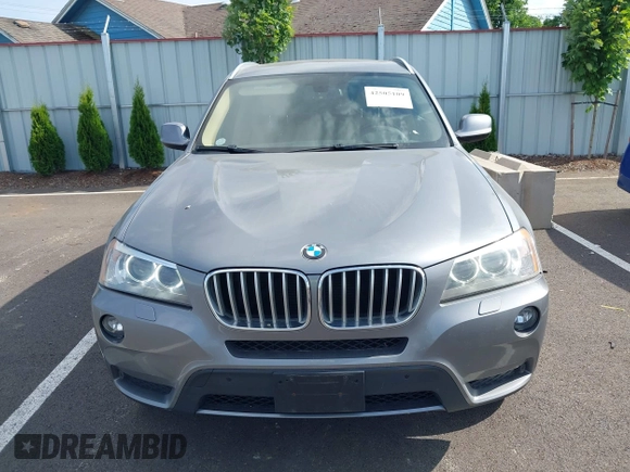 2014 BMW X3 xDrive35i z VIN 5UXWX7C57E0E77619, wystawiony jako IAAI lot #42505109 z przebiegiem 155 472 mil mil oraz . Historia ofert i sprzedaży dostępna na DreamBid. Obrazek 12.