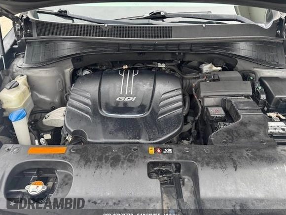 2016 Kia Sorento SX with VIN 5XYPK4A5XGG115686, listed as a IAAI auction lot 42033770 with 206,229 mi miles. Bid and sale history available at carsss.com. Image 9.
