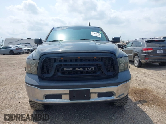2018 Ram 1500 Express z VIN 1C6RR7KT4JS147562, wystawiony jako IAAI lot #42129188 z przebiegiem 125 332 mil mil oraz . Historia ofert i sprzedaży dostępna na DreamBid. Obrazek 12.