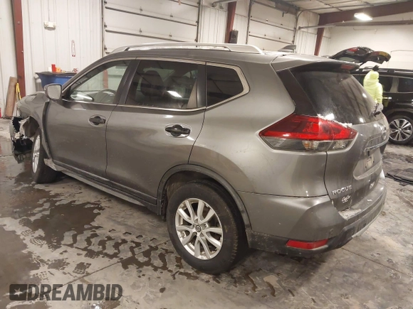 2019 Nissan Rogue SV with VIN KNMAT2MV6KP555655, listed as a IAAI auction lot 41572908 with 80,030 mi miles and . Bid and sale history available at carsss.com. Image 3.