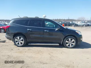 2011 Chevrolet Traverse 1LT z VIN 1GNKRGEDXBJ413826, wystawiony jako IAAI lot #41774666 z przebiegiem 190 483 mil mil oraz . Historia ofert i sprzedaży dostępna na DreamBid. Obrazek 13.