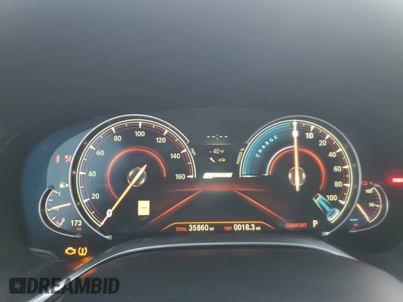 2018 BMW 7 Series 740e xDrive iPerformance with VIN WBA7J2C59JG938180, listed as a Copart auction lot 85343184 with 35,860 mi miles and Salvage Title. Bid and sale history available at carsss.com. Image 9.
