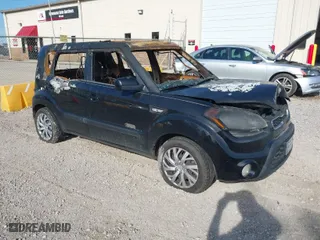 2012 Kia Soul with VIN KNDJT2A55C7365240, listed as a IAAI auction lot 41902745 with 1 mi miles. Bid and sale history available at carsss.com. Image 1.