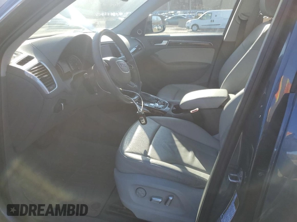 2016 Audi Q5 Premium Plus with VIN WA1L2AFP0GA049568, listed as a Copart auction lot 52591955 with 141,736 mi miles and Clean Title. Bid and sale history available at carsss.com. Image 7.