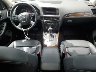 2010 Audi Q5 Premium с VIN WA1LKCFP2AA095583, выставлен на аукционе Copart как лот 62878225 с пробегом 111 397 миль миль и Чистый • Clean title. История ставок и продаж доступна на DreamBid. Изображение 8.