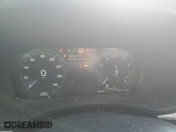 2019 Volvo XC60 Inscription with VIN LYV102RL4KB237691, listed as a Copart auction lot 87033724 with 133,815 mi miles and Salvage title. Bid and sale history available at DreamBid. Image 9.