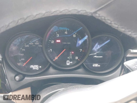 2020 Porsche Macan z VIN WP1AA2A55LLB10888, wystawiony jako IAAI lot #40971770 z przebiegiem 26 295 mil mil oraz . Historia ofert i sprzedaży dostępna na DreamBid. Obrazek 7.