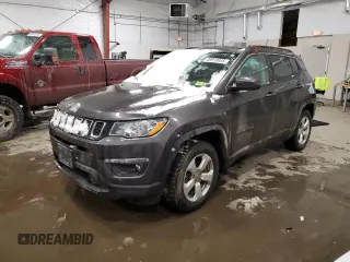 2020 Jeep Compass Latitude with VIN 3C4NJDBB4LT209435, listed as a Copart auction lot 88519935 with 0 mi miles and Salvage Title. Bid and sale history available at carsss.com. Image 1.