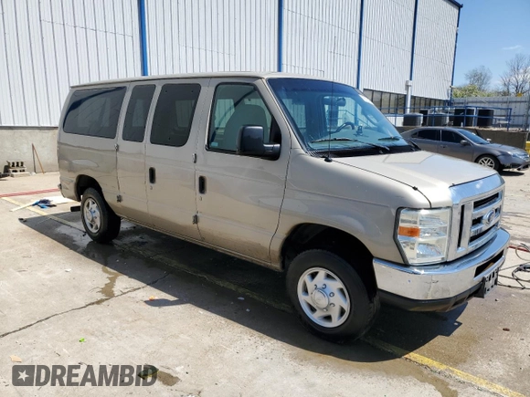 2008 Ford Econoline Passenger XL with VIN 1FMNE11L48DA80599, listed as a Copart auction lot 52532405 with 263,848 mi miles and Non Repairable. Bid and sale history available at carsss.com. Image 4.