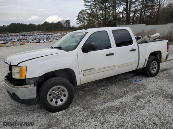 2008 GMC Sierra 1500 SLT with VIN 2GTEC13J681155417, listed as a Copart auction lot 43718945 with 204,715 mi miles and Salvage Title. Bid and sale history available at carsss.com. Image 1.