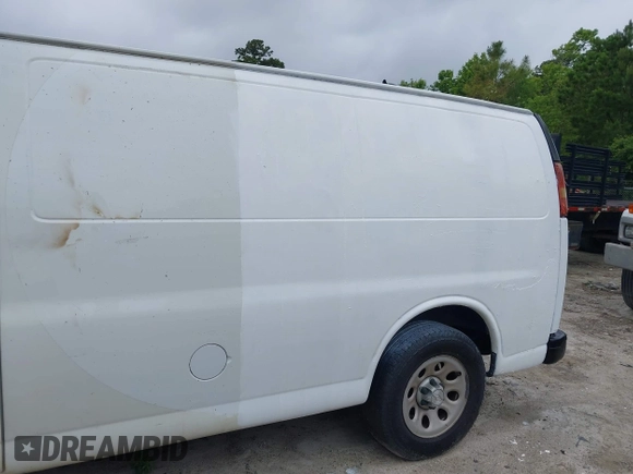 2013 Chevrolet Express Cargo with VIN 1GCSGAFX2D1148701, listed as a IAAI auction lot 42215285 with 265,463 mi miles and . Bid and sale history available at DreamBid. Image 14.