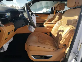 2022 Jeep Grand Wagoneer Series III с VIN 1C4SJVGJ2NS138006, выставлен на аукционе Copart как лот 43815935 с пробегом 29 969 миль миль и Списание • Salvage title. История ставок и продаж доступна на DreamBid. Изображение 7.
