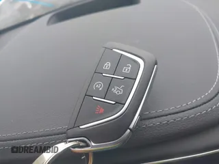 2024 Cadillac CT5 Premium Luxury z VIN 1G6DT5RW3R0129279, wystawiony jako IAAI lot #42011369 z przebiegiem 5 477 mil mil oraz . Historia ofert i sprzedaży dostępna na DreamBid. Obrazek 11.
