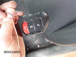 2018 Jeep Wrangler Unlimited Sahara с VIN 1C4HJXEG4JW304820, выставлен на аукционе IAAI как лот 42206997 с пробегом 113 047 миль миль и . История ставок и продаж доступна на DreamBid. Изображение 11.