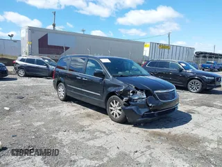 2015 Chrysler Town & Country Touring with VIN 2C4RC1BG5FR521339, listed as a IAAI auction lot 41984089 with 107,275 mi miles and . Bid and sale history available at DreamBid. Image 1.