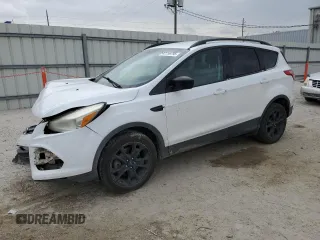 2015 Ford Escape SE with VIN 1FMCU0G92FUA65046, listed as a Copart auction lot 47756795 with 121,830 mi miles and Salvage Title. Bid and sale history available at carsss.com. Image 1.