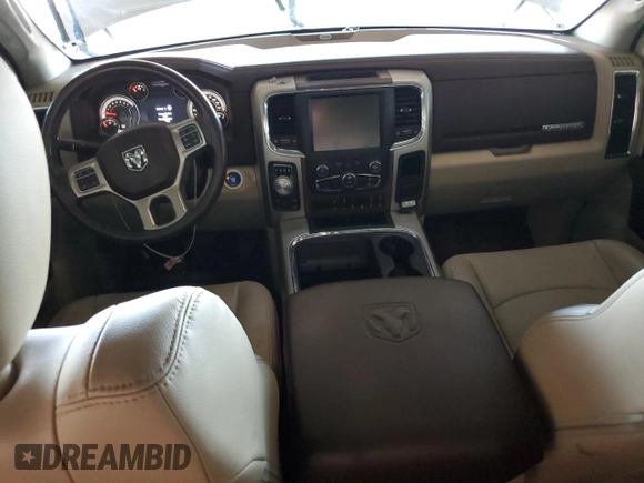 2016 Ram 1500 Laramie z VIN 1C6RR7NT2GS203230, wystawiony jako Copart lot #58754805 z przebiegiem 165 747 mil mil oraz Czysty tytuł • Clean title. Historia ofert i sprzedaży dostępna na DreamBid. Obrazek 8.