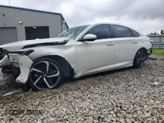 2019 Honda Accord Sport z VIN 1HGCV2F32KA007140, wystawiony jako Copart lot #59308115 z przebiegiem Nie podano mil oraz Czysty tytuł • Clean title. Historia ofert i sprzedaży dostępna na DreamBid. Obrazek 1.