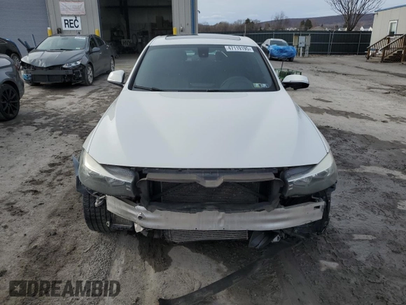 2015 BMW 3 Series GT 328i Gran Turismo xDrive with VIN WBA3X5C52FD562459, listed as a Copart auction lot 47119195 with 143,071 mi miles and Salvage Title. Bid and sale history available at DreamBid. Image 5.