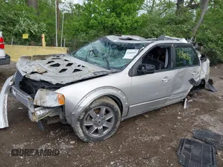 2007 Ford Freestyle Limited z VIN 1FMDK06157GA06322, wystawiony jako IAAI lot #42169563 z przebiegiem 228 211 mil mil oraz . Historia ofert i sprzedaży dostępna na DreamBid. Obrazek 17.