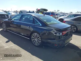 2019 Audi A8 z VIN WAU8DAF83KN006534, wystawiony jako IAAI lot #41712610 z przebiegiem 52 263 mil mil oraz . Historia ofert i sprzedaży dostępna na DreamBid. Obrazek 3.